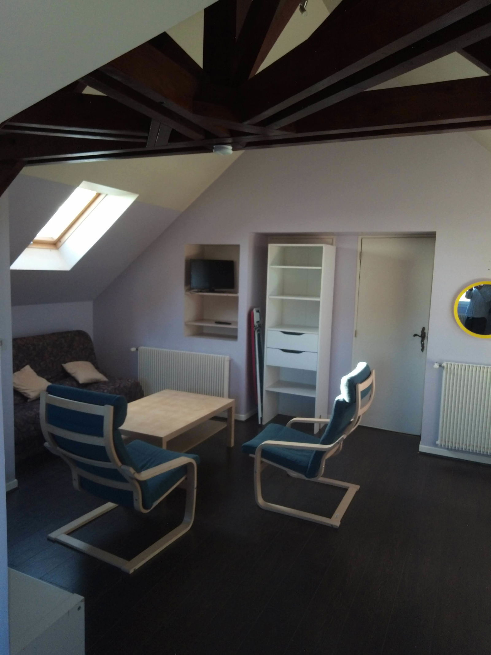 Homestay Villeneuve-le-Roi 75480