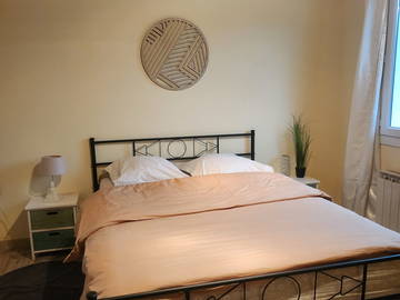 Gesamte Unterkunft zur Miete in Saint-Martin-De-Valgalgues - Foto 2 : Schlafzimmer-2