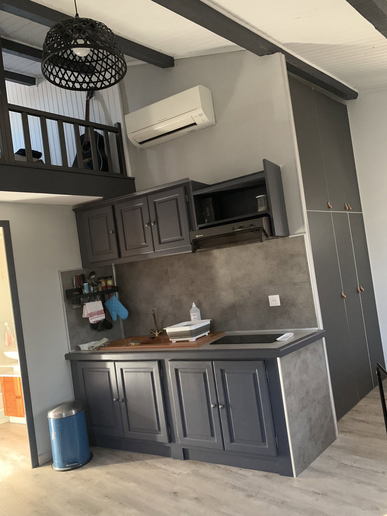 Hela Huset La Destrousse 439157