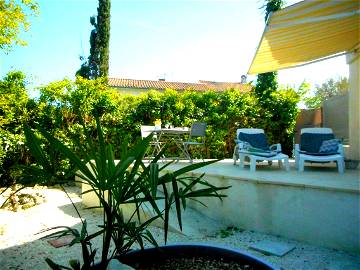 Roomlala | Studio Petit Nid Cozy En Albret (terrace/garden/laundry Room)