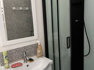 Chambre chez l'habitant à louer à Le Mans - photo 7 : salle de bain-7