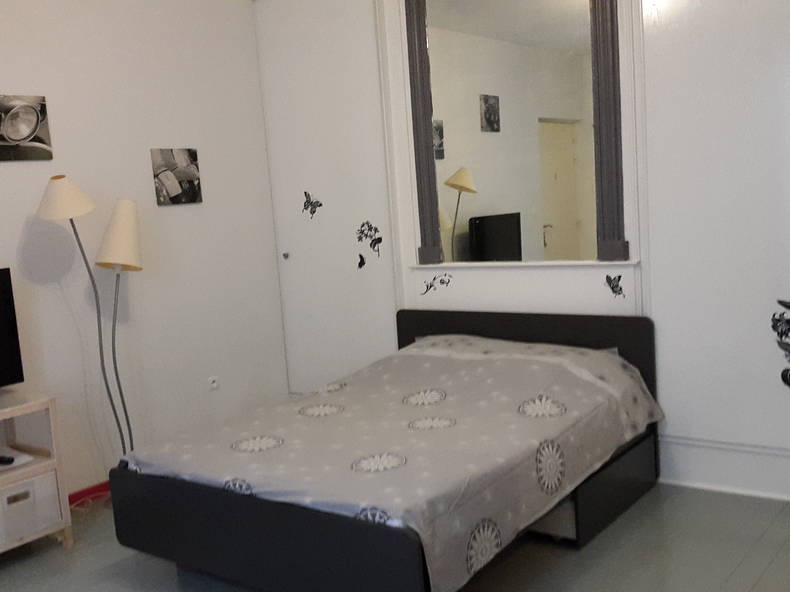 Entire Home Viviers 141378-1