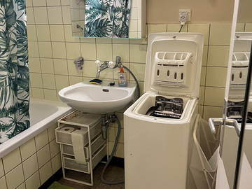 Gesamte Unterkunft zur Miete in Genève - Foto 10 : Badezimmer-10