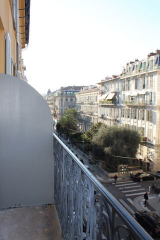 Studio Indépendant Nice 8479
