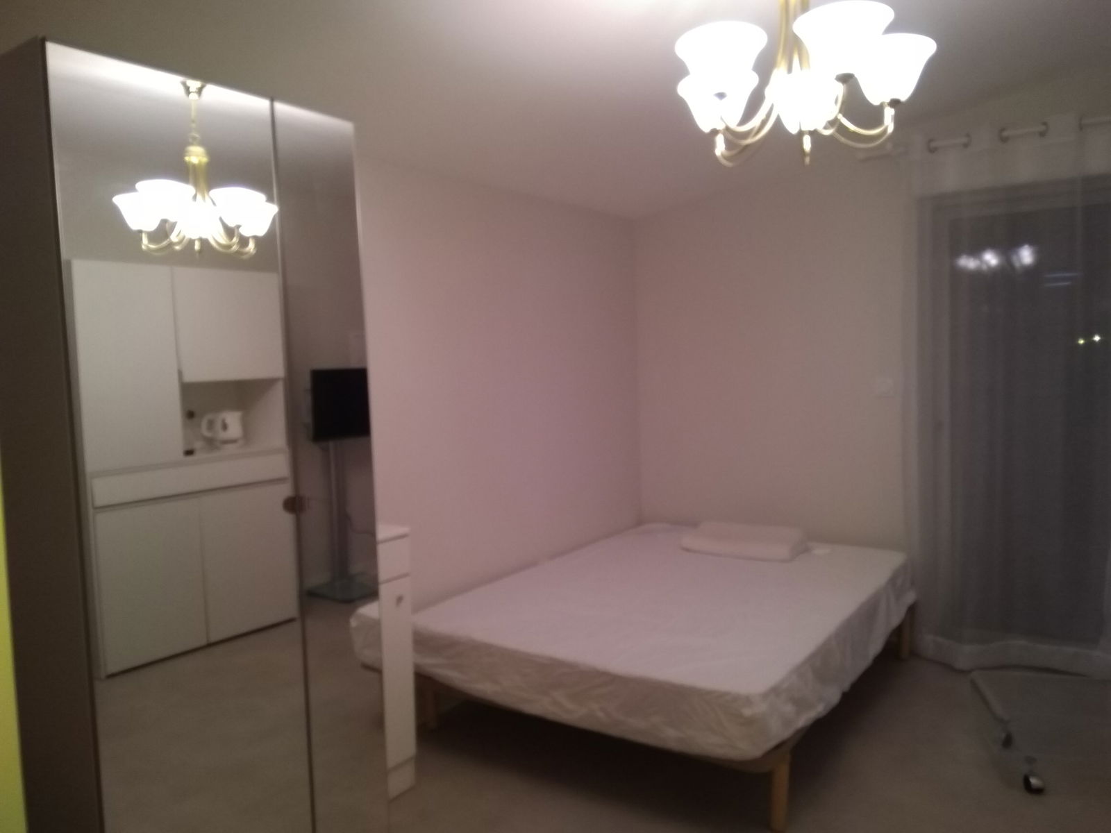 Homestay Issoudun 256002