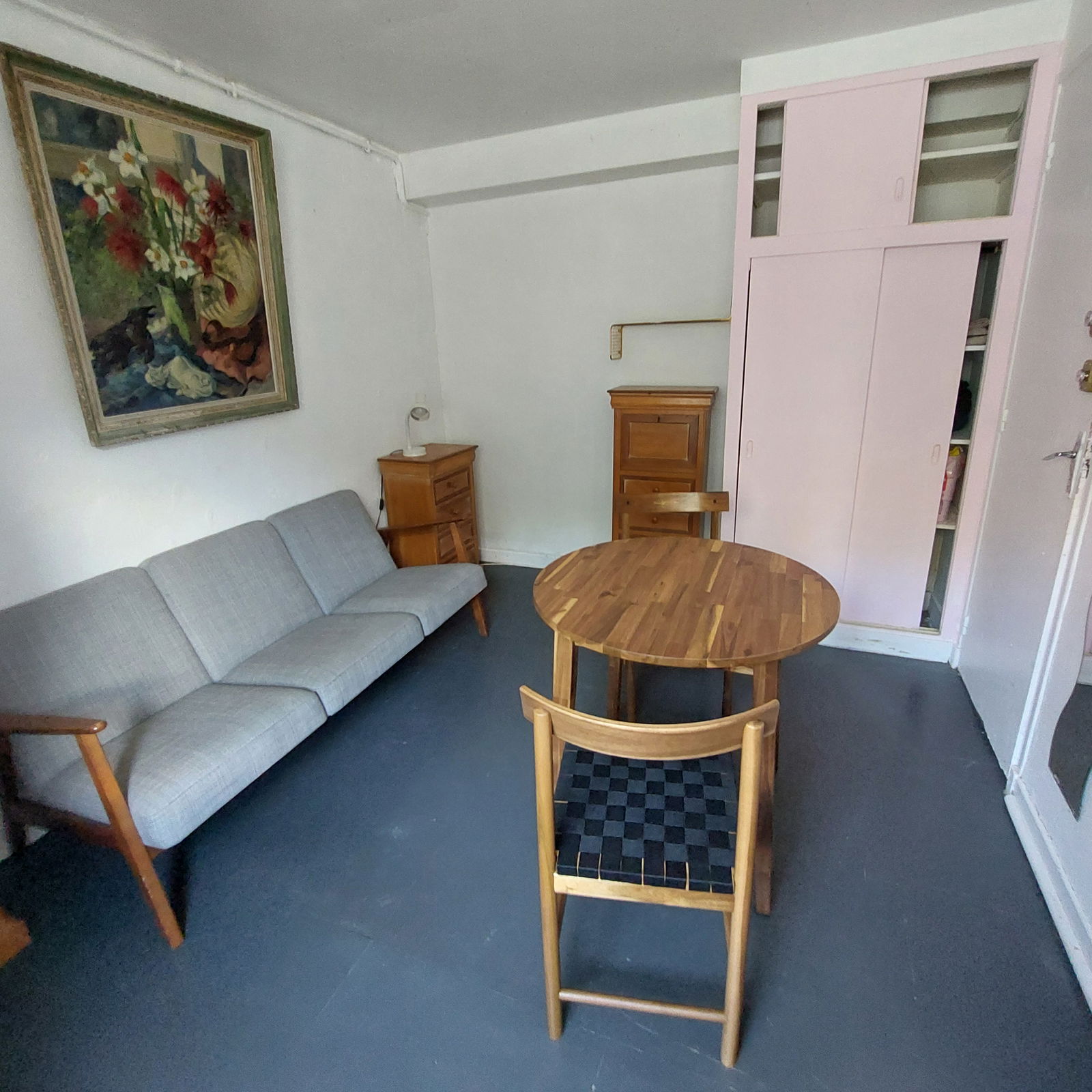 Unabhängiges Studio Antony 619002