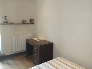 Logement entier à louer à Beaumont-De-Lomagne - photo 4-4