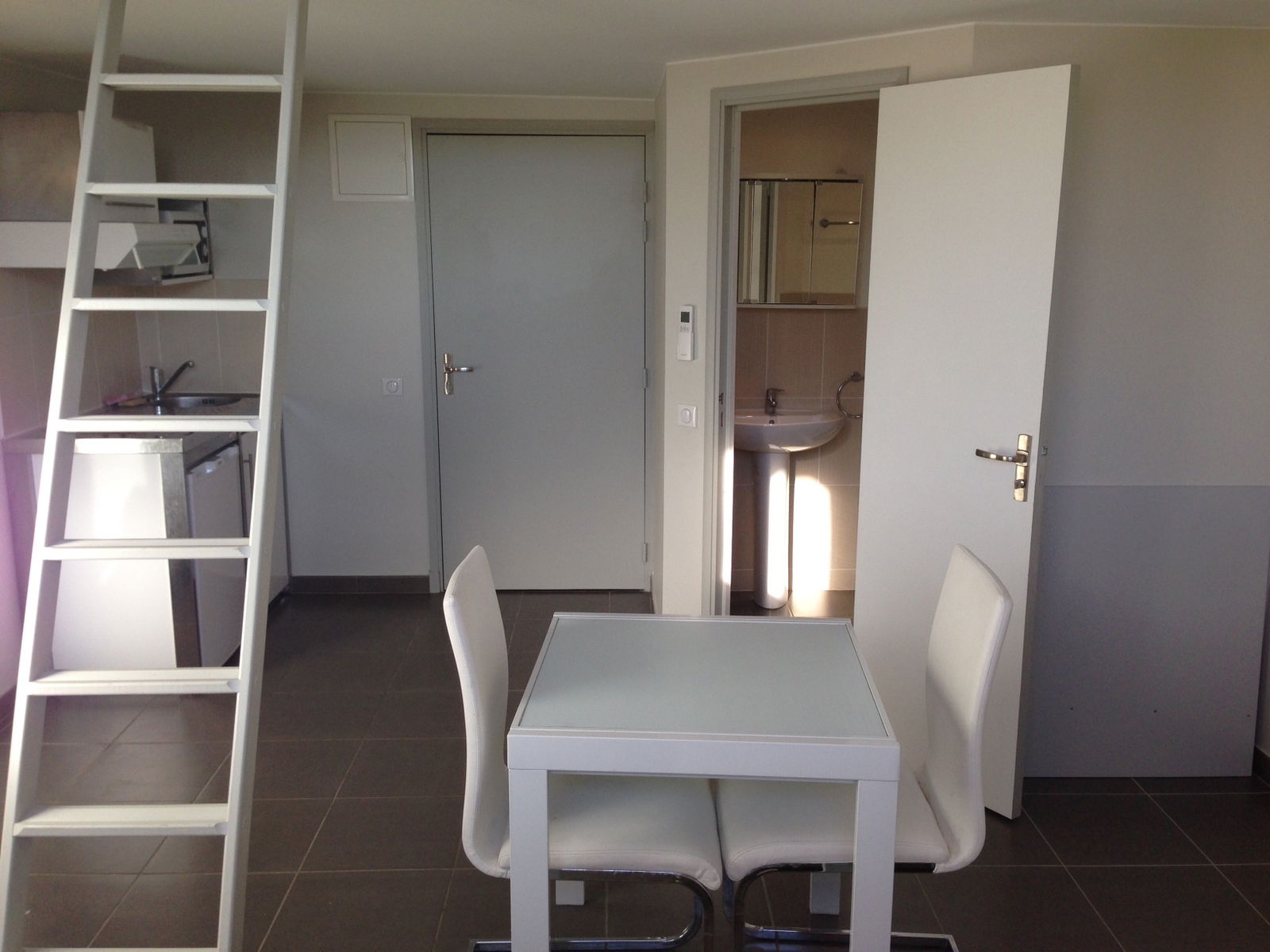 Gastgezin Grimaud 88645