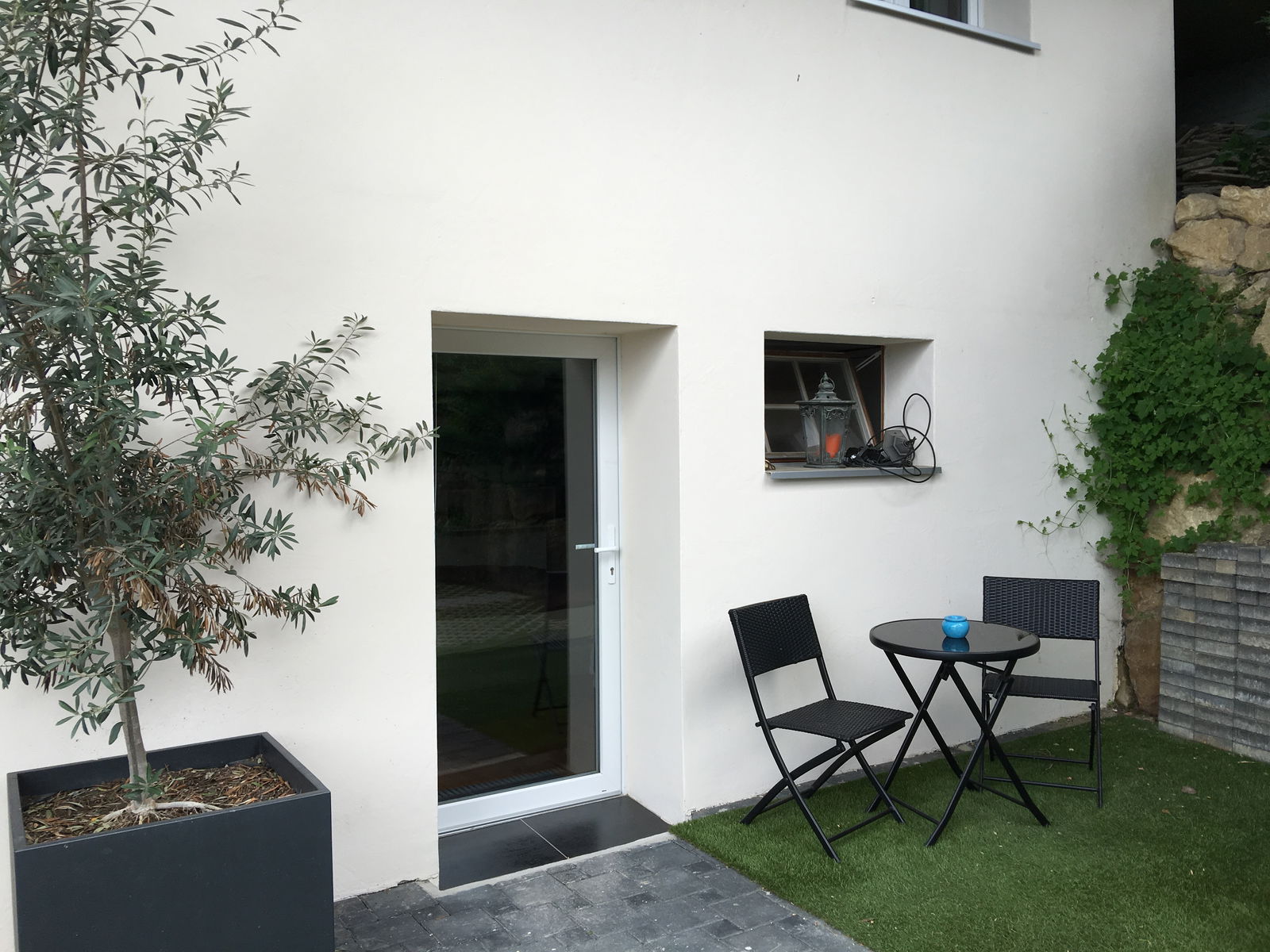 Entire Home Lutry 167506