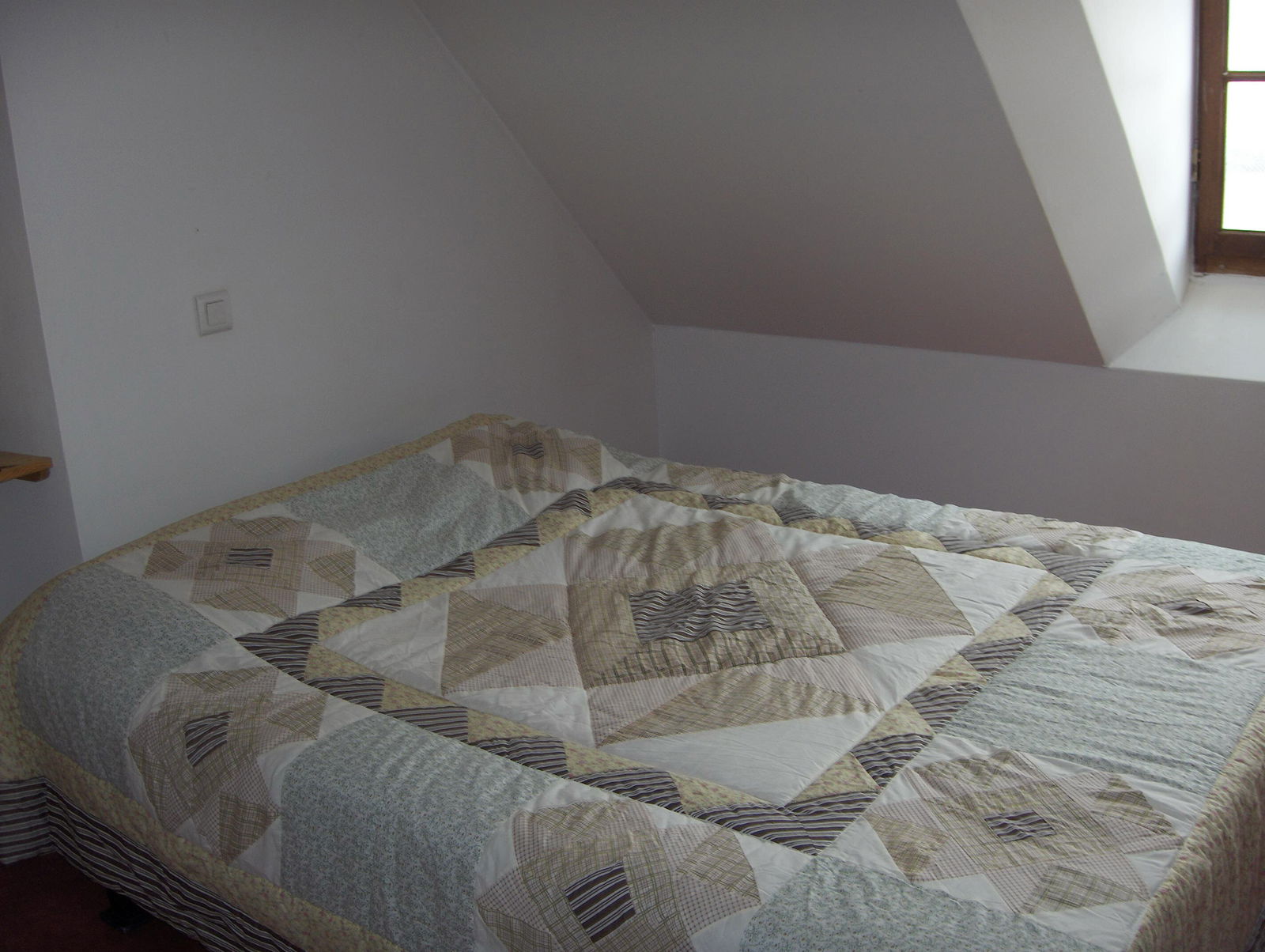 Oberoende Studio Saint-Menoux 112119