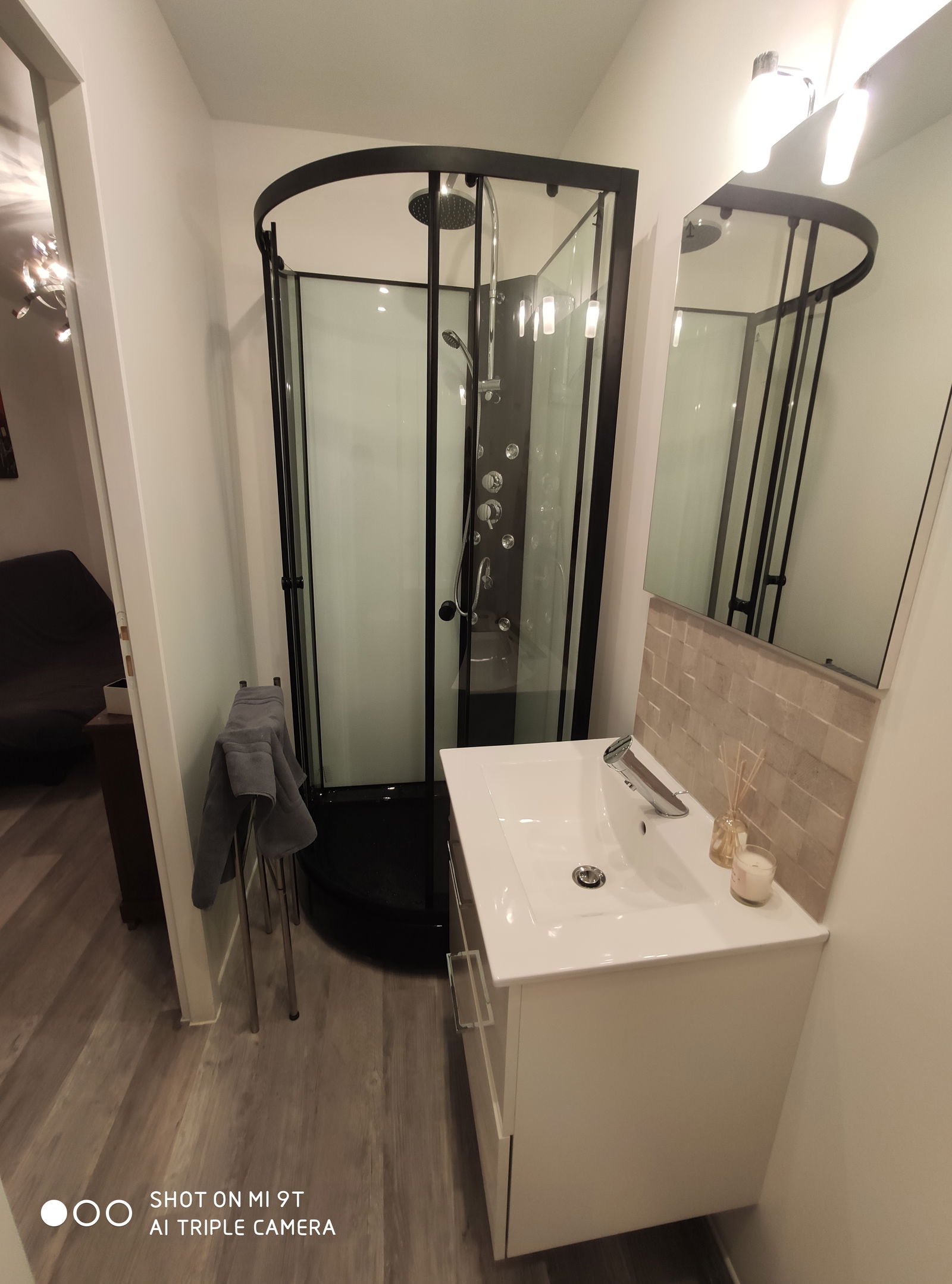 Oberoende Studio Civrieux 254359