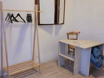 Colocation à louer à Saint-Ouen-Sur-Seine - photo 1 : salle de bain-1