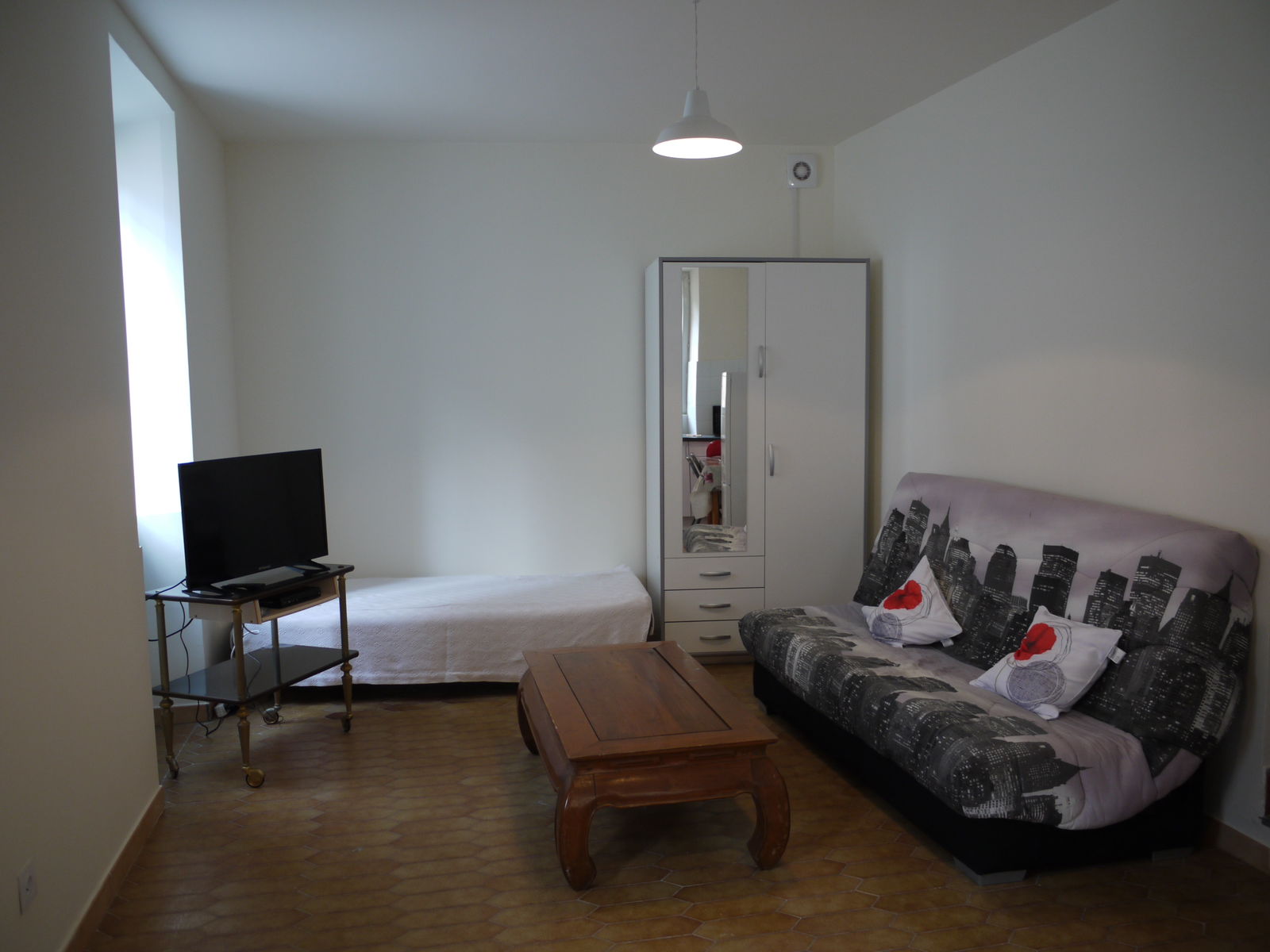 Itsenäinen Studio Cannes 69673