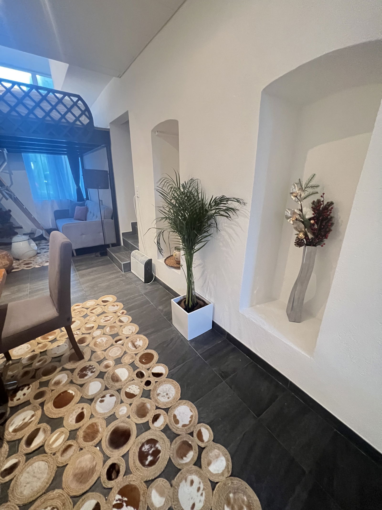 Independent Studio Montreux 263807