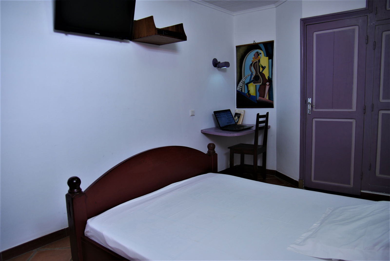 Independent Studio Foulpointe 254396