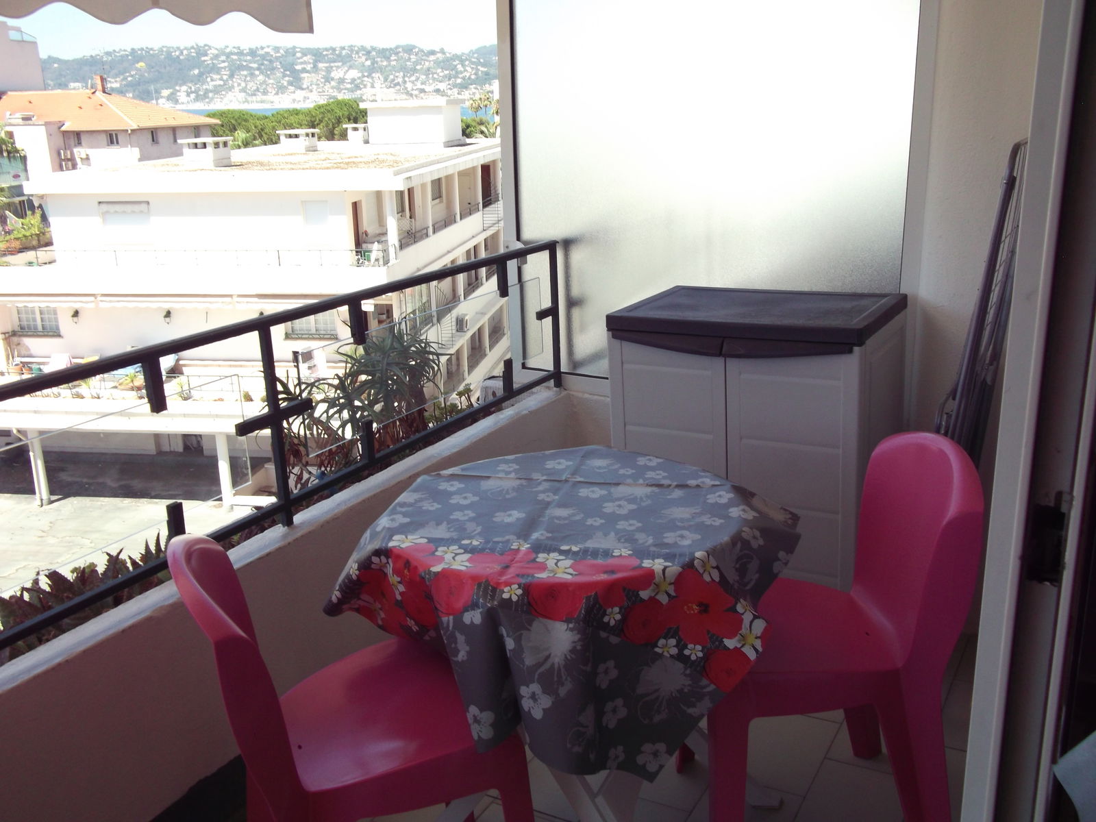 Ganz Haus Antibes 45320