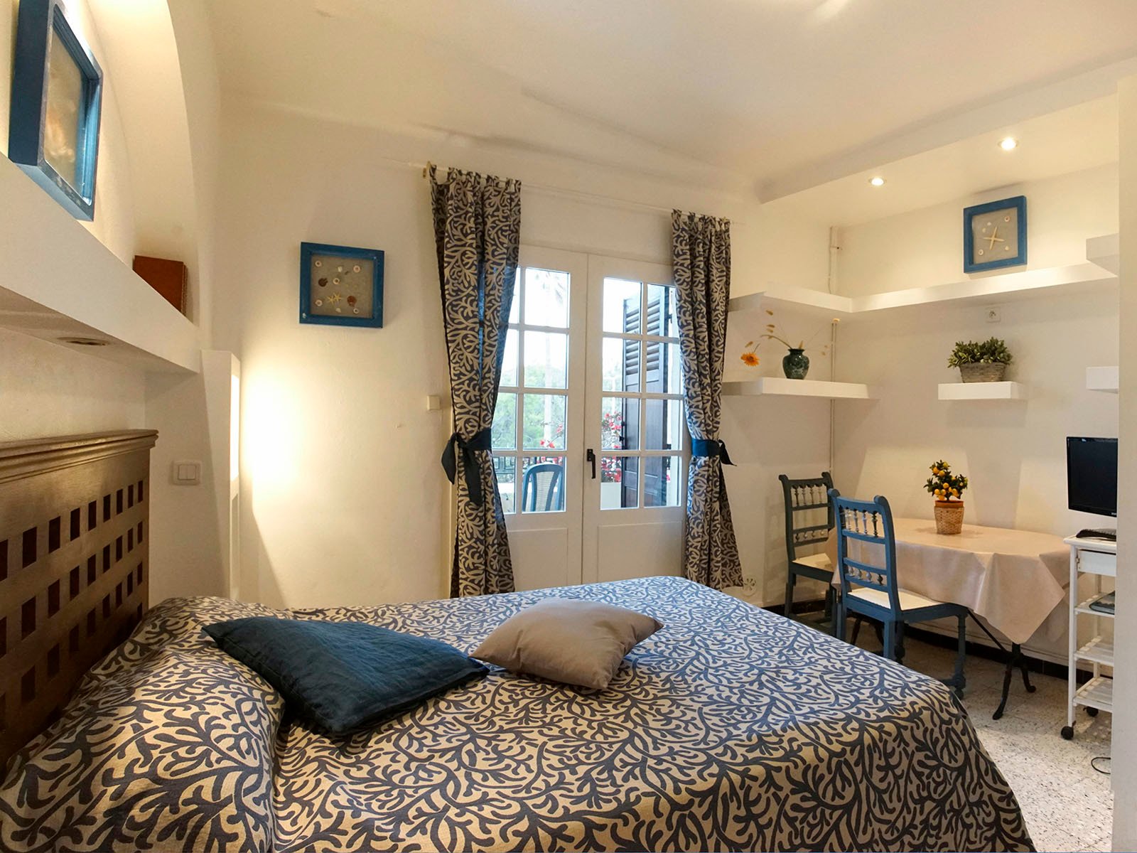 Onafhankelijke Studio Hyères 49047