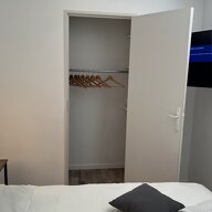 Entire Home Valence 675031