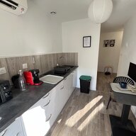 Entire Home Valence 675031