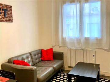 Roomlala | Study Appartement Rénové Et Meublé 3 Chambres