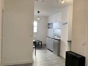 Logement Entier Lyon 245443-5