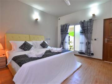 Roomlala | Stunning Guest House In The Maldives
