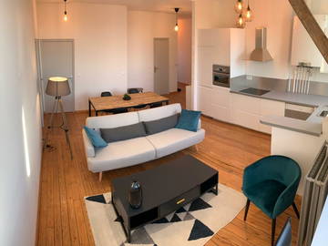 Roomlala | Sua acomodação compartilhada mobiliada “tudo incluído”