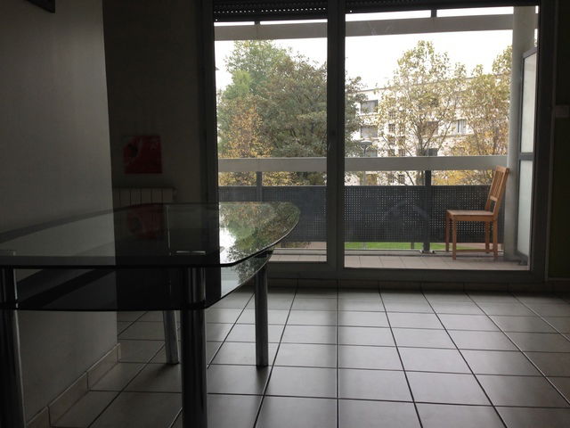 Colocación Lyon 61135