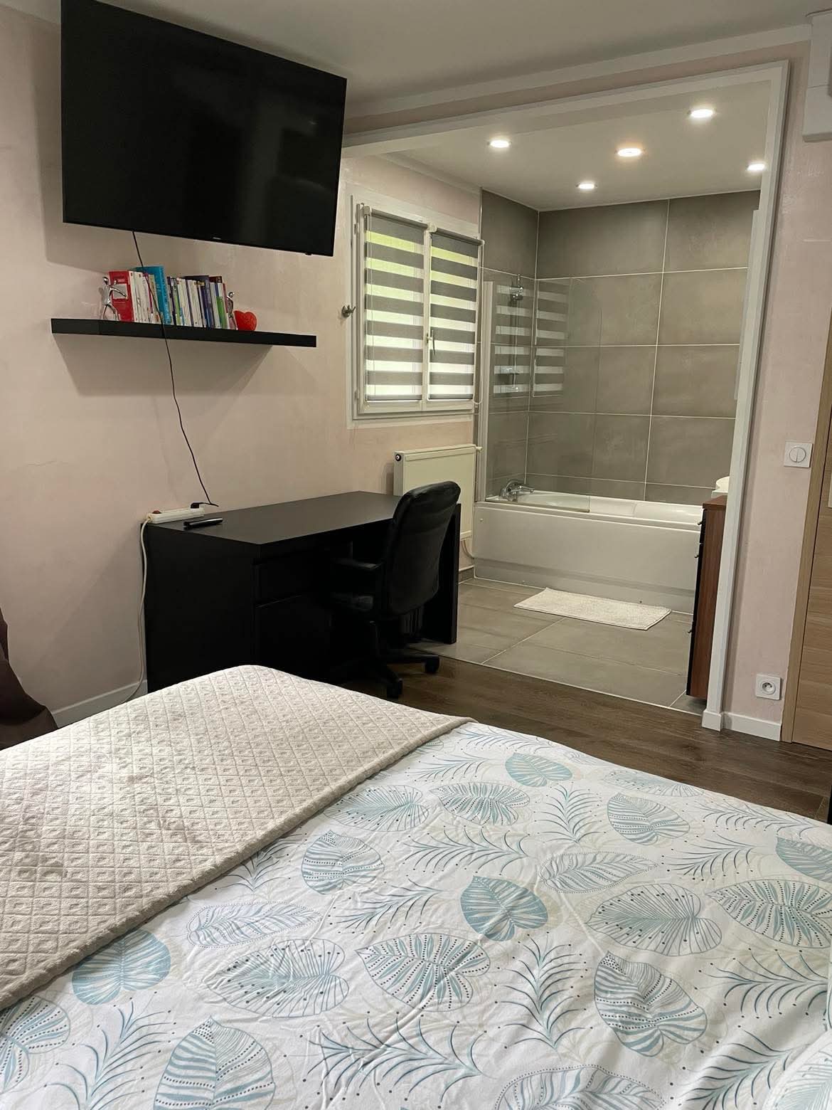 Hospedagem Em Casa De Família Noisy-le-Sec 231217