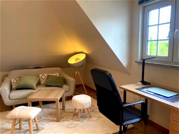 Roomlala | Suite de 25 m2 en casa grande, barrio Cloche d'Or