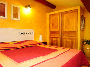 Roomlala | Suite En Provenza Con Solárium Y Spa Privado