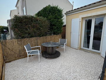 Chambre chez l'habitant à louer à Angliers - photo 14 : jardin-14