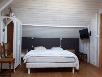 Chambre À Louer Cessy 246524