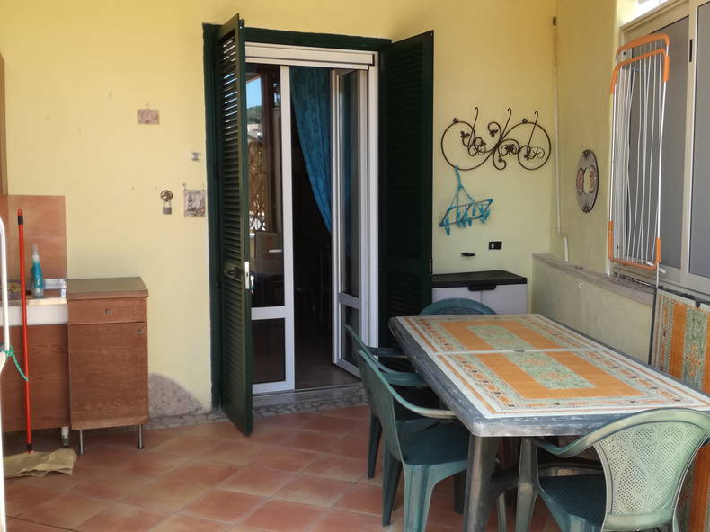 Quedarse En Casa Forio 197513-2