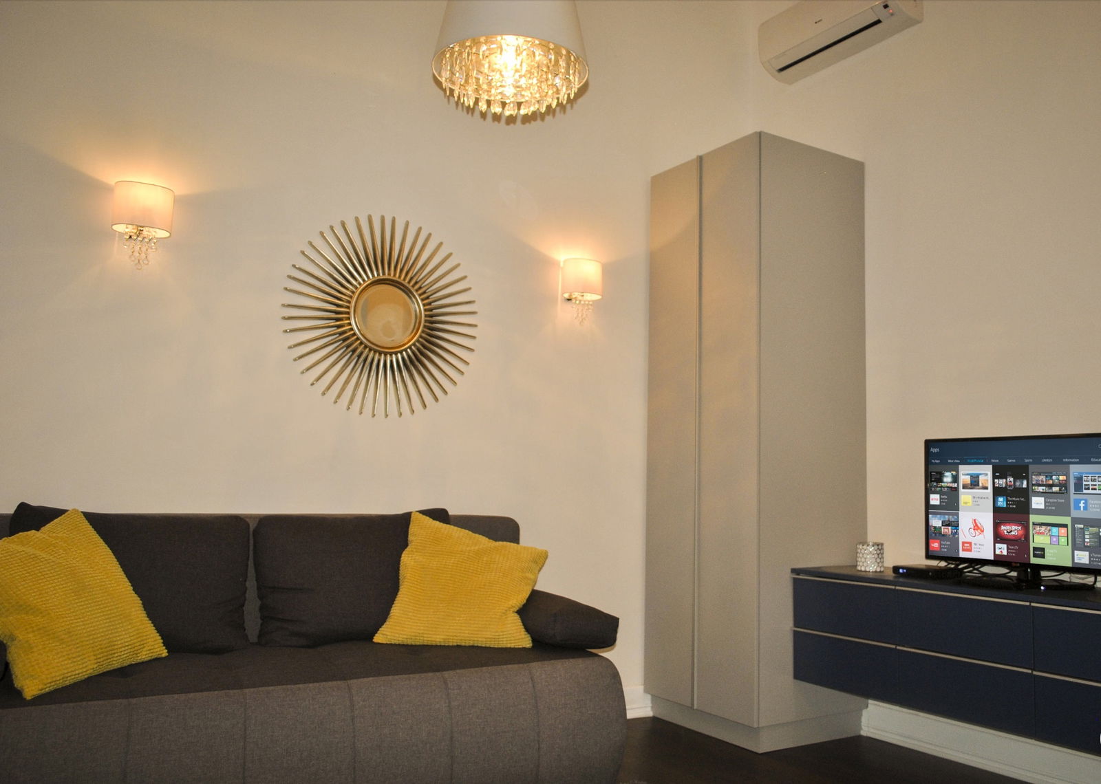 Tutta La Casa Budapest 220718