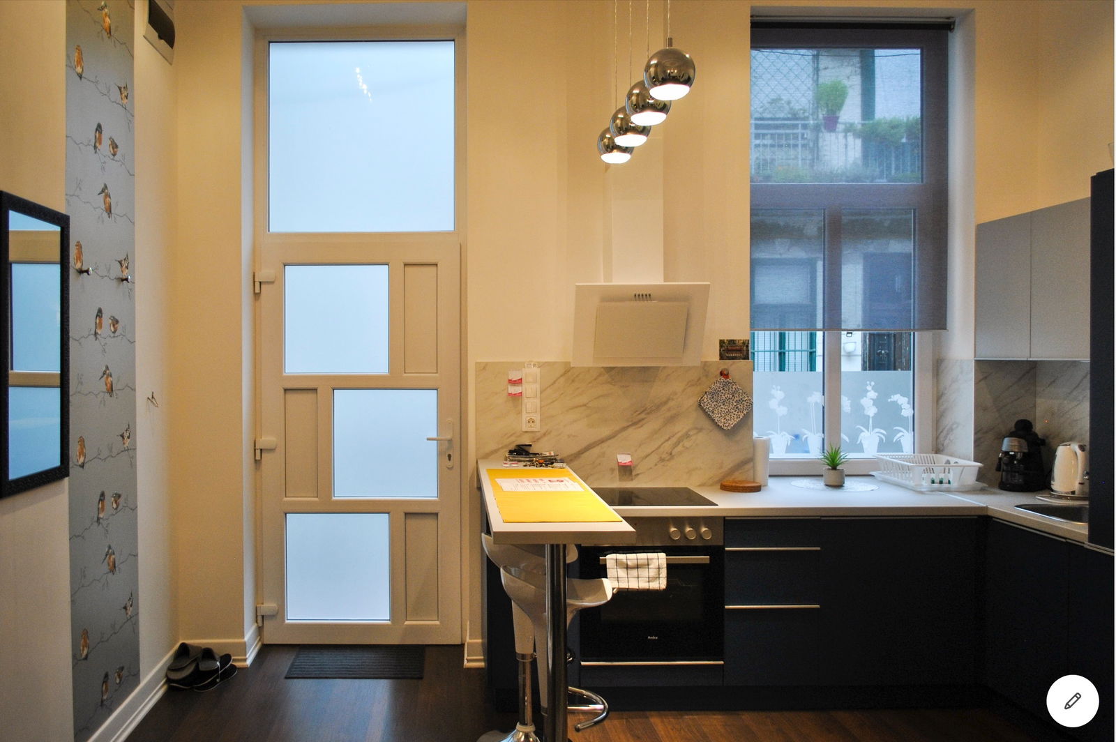 Onofhängeg Studio Budapest 220718