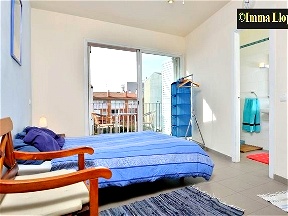 Suny Studio With Own Kitchenette, Bathroom And Terrace, 4' F