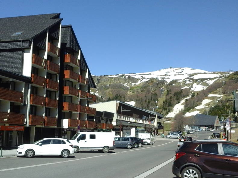 Entire Home Besse-et-Saint-Anastaise 128905-1