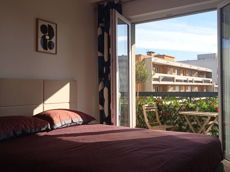 Kolokation Paris 296473-1