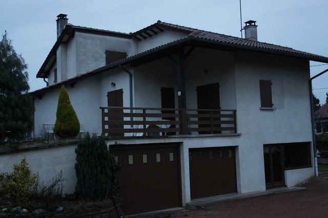 Hemvistelse Riorges 40758