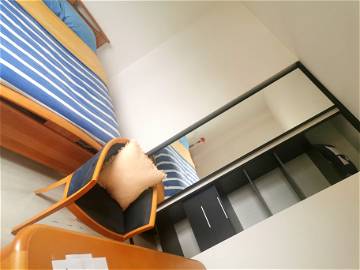 Roomlala | Superb Homestay Accommodation