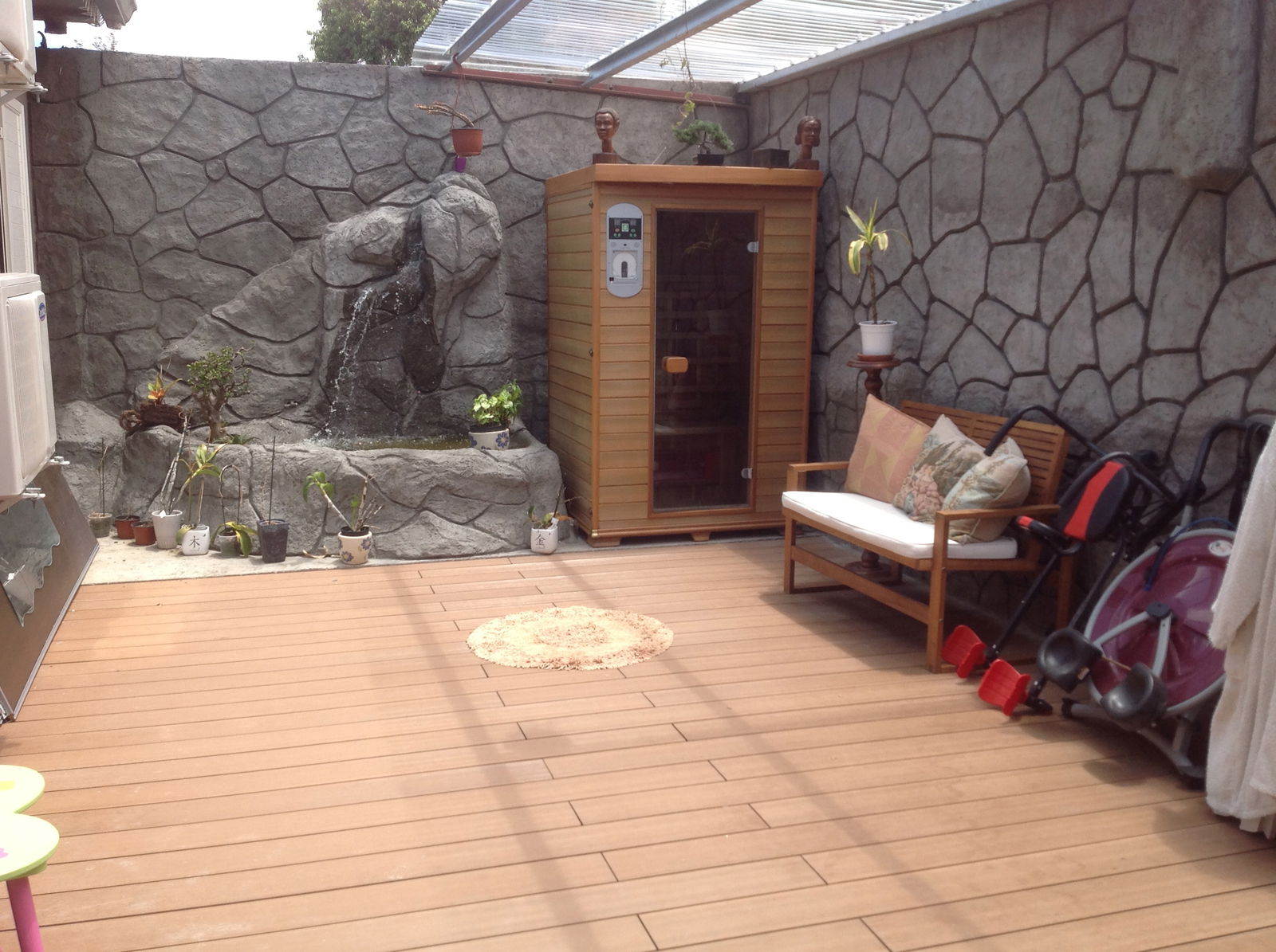 Oberoende Studio Miniac-Morvan 69885
