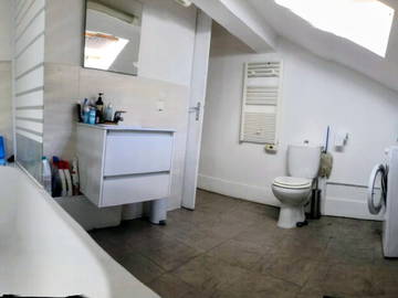 Logement entier à louer à Grenoble - photo 10 : salle de bain-10