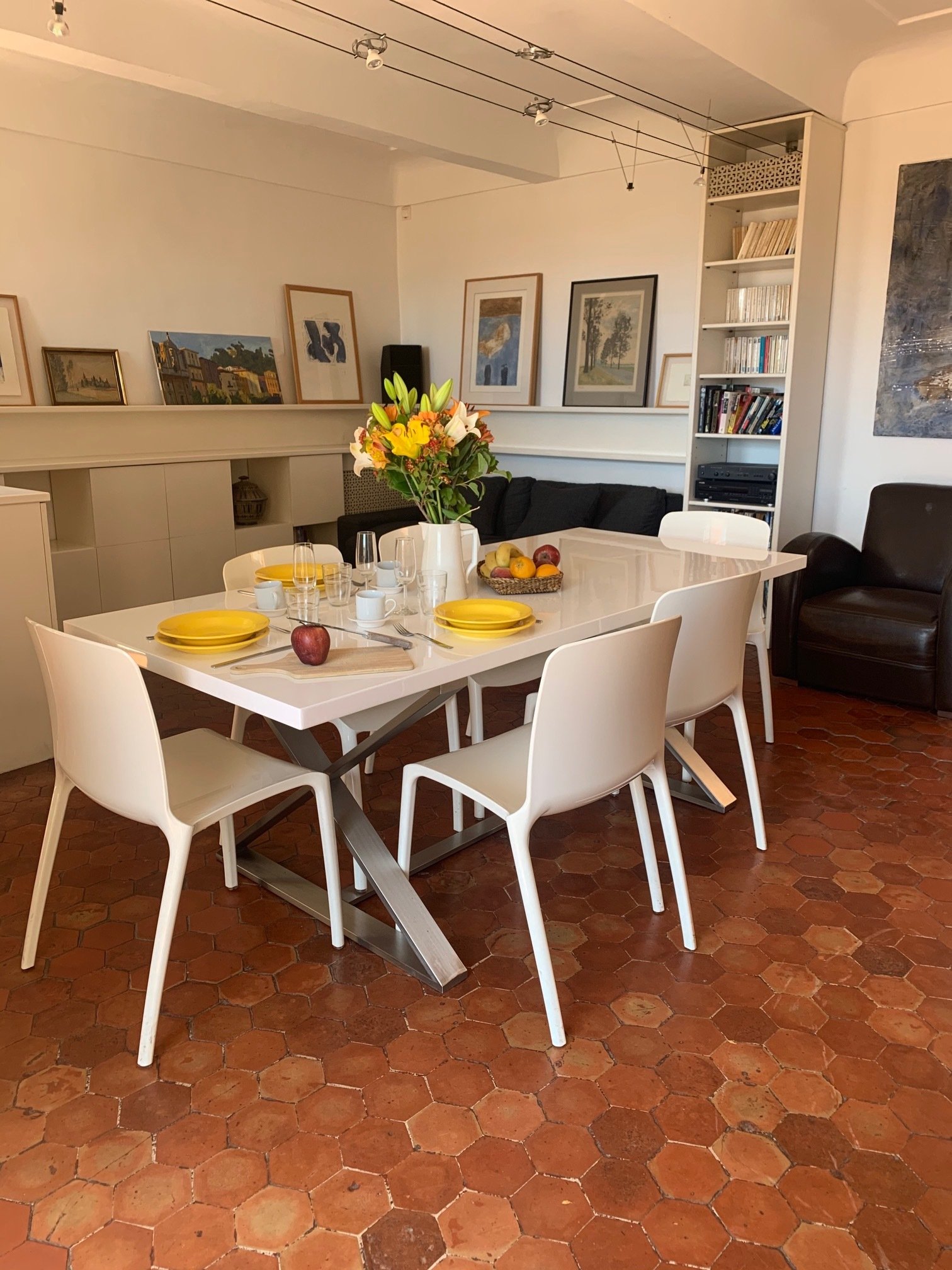 Oberoende Studio Nice 239812