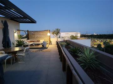 Roomlala | Superbe Rooftop De 80m² + Terrasse (10min Montpellier)