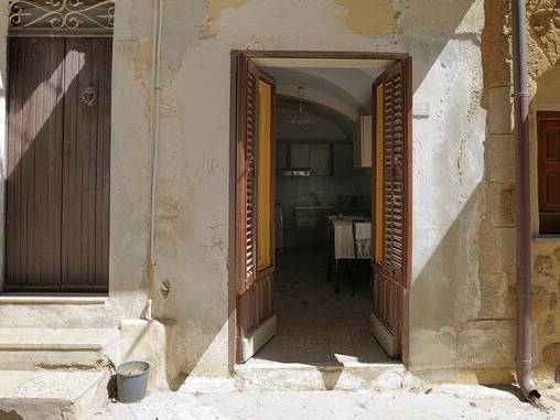 Gastgezin Cianciana 185188-5