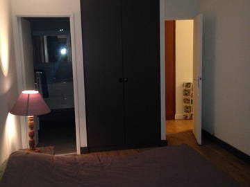 Roomlala | Sypialnia i łazienka w La Défense