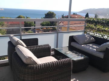 Roomlala | Sypialnia w F3 60m², taras i widok na morze
