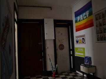 Roomlala | Szczęśliwi 3 Przyjaciele W Wielkim, Wielkim Mieszkaniu