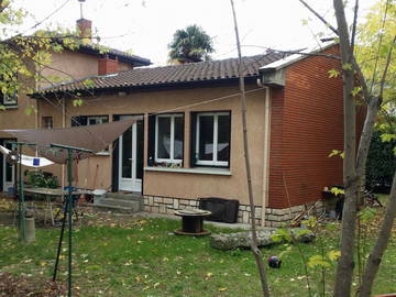 Roomlala | Szukam współlokatora w zamian za usługę